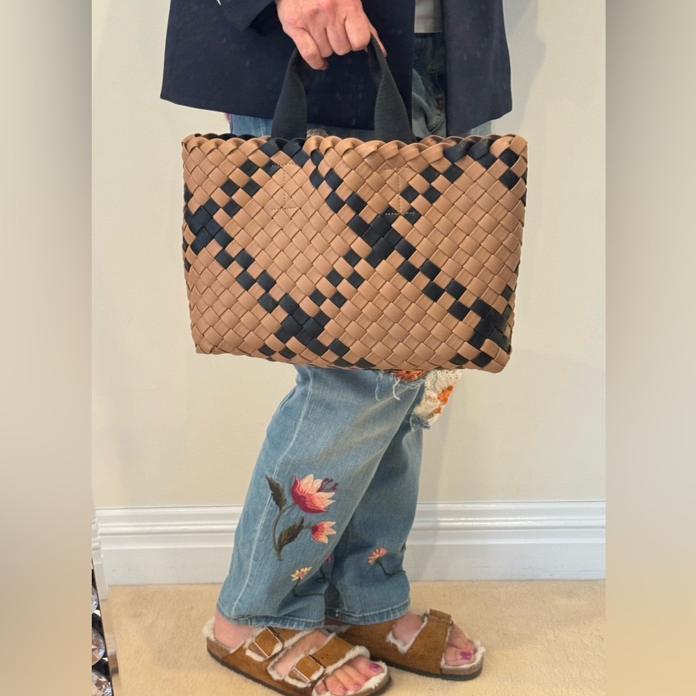 Brand New Basket weave Tote in mix colors tan/ black combo